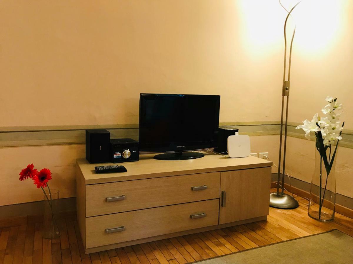 La Santissima Apartment Firenze Bagian luar foto