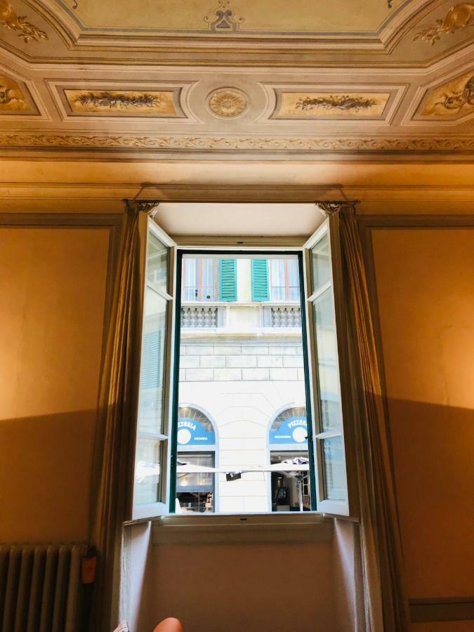 La Santissima Apartment Firenze Bagian luar foto