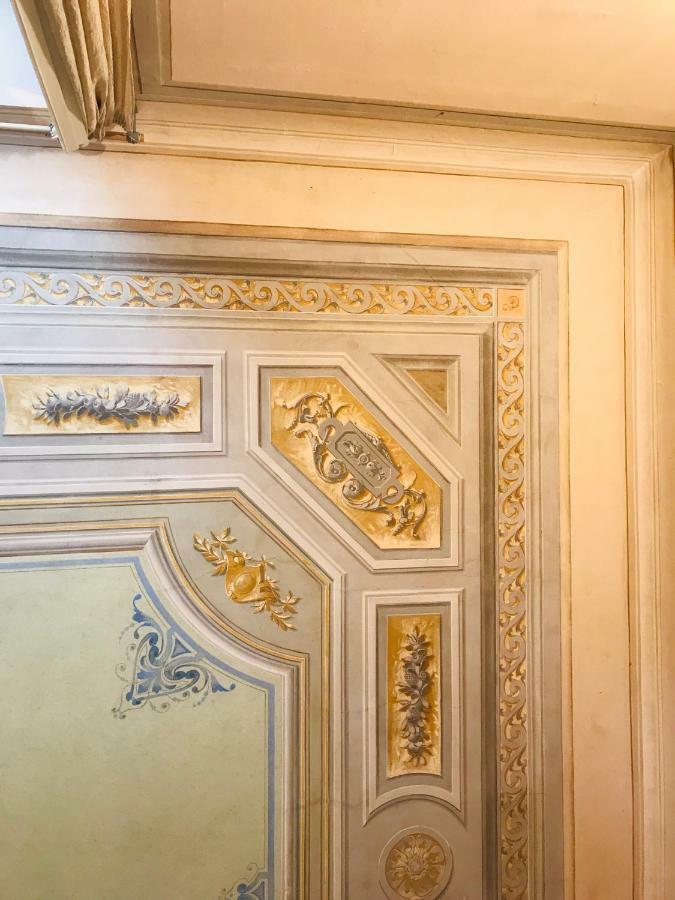 La Santissima Apartment Firenze Bagian luar foto